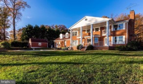 Hudson Residence 4517 Carlby Ln